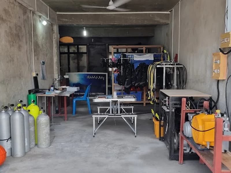 Naifaru Scuba Center
