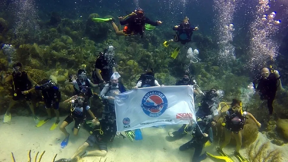 Aquabaires Buceo