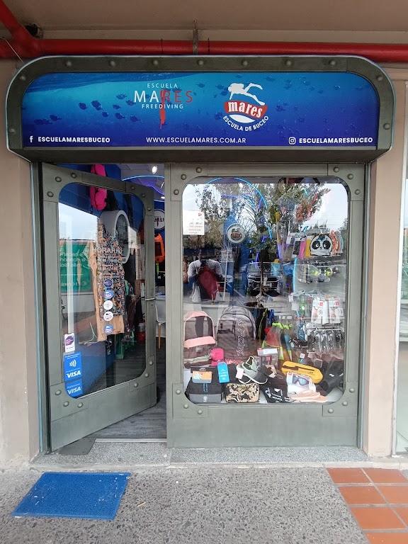 Mares Escuela De Buceo Y Freediving