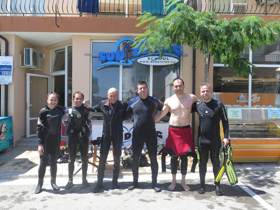 Sub Diving