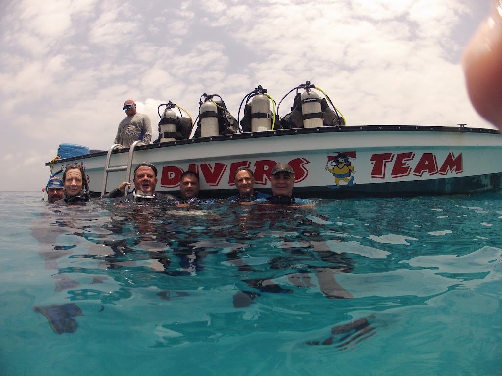 Divers Dive Center Team