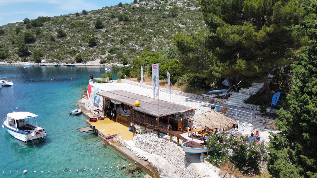 Diving Center Aqualis