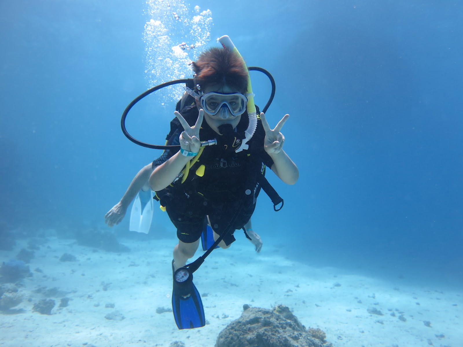 Extra Fun Divers