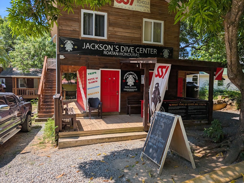 Jackson'S Dive Center