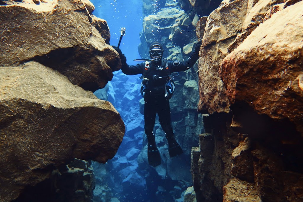 Arctic Adventures Dive School