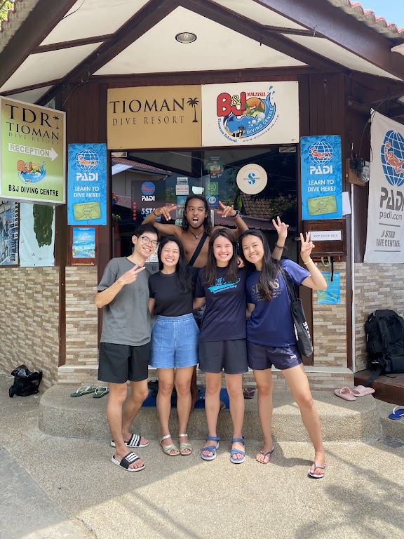Dive Tioman By B&J Diving Centre