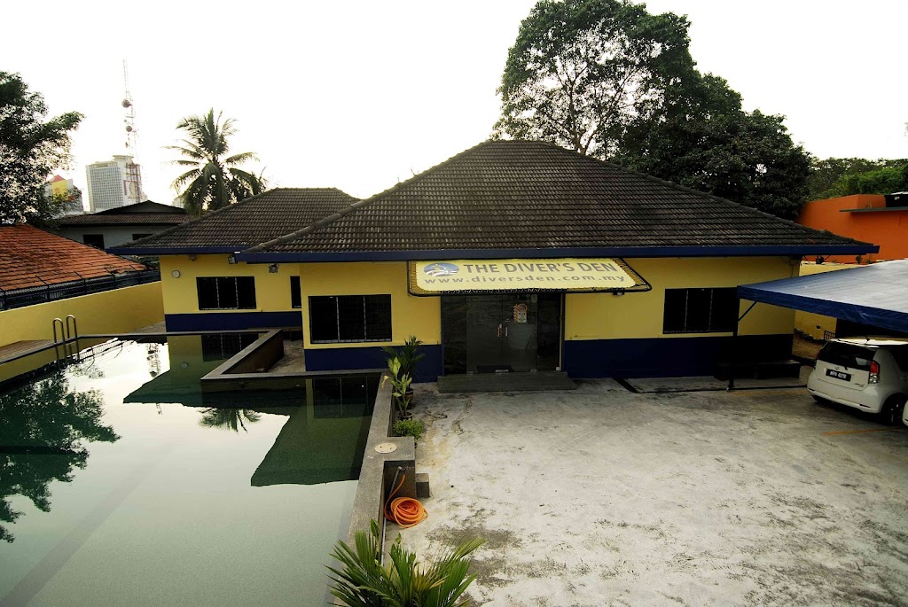 The Diver'S Den Sdn Bhd