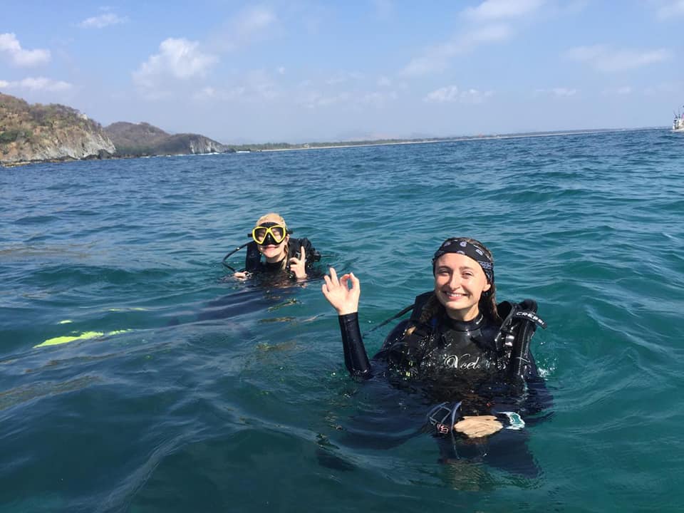Zihuatanejo Dive Center