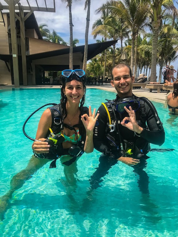 Chelonia Dive Center