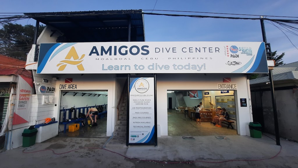 Amigos Dive Center