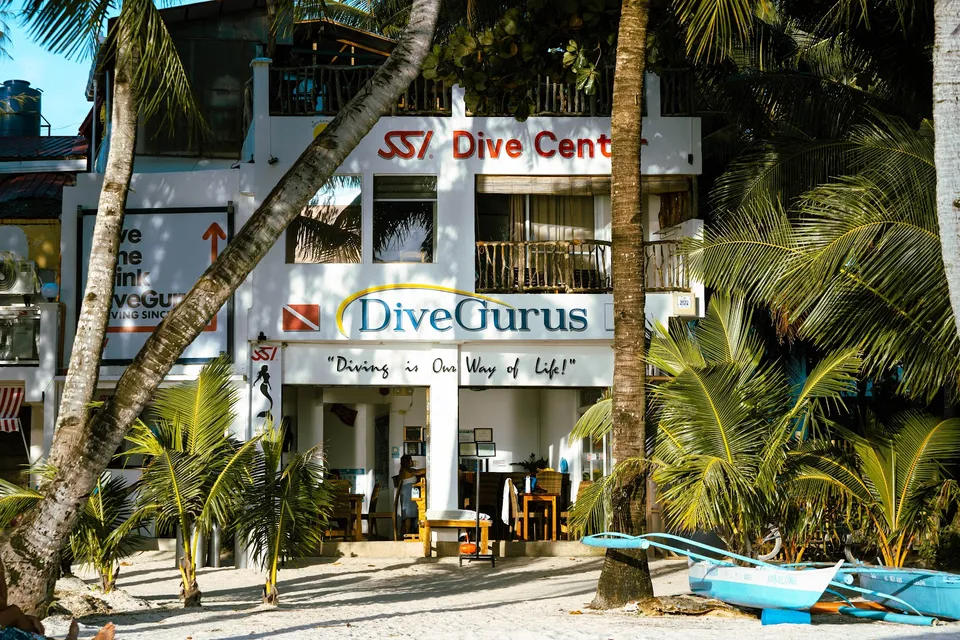 Dive Gurus