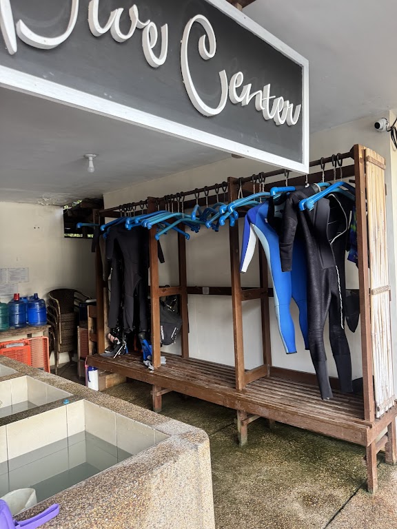 Dugong Dive Center