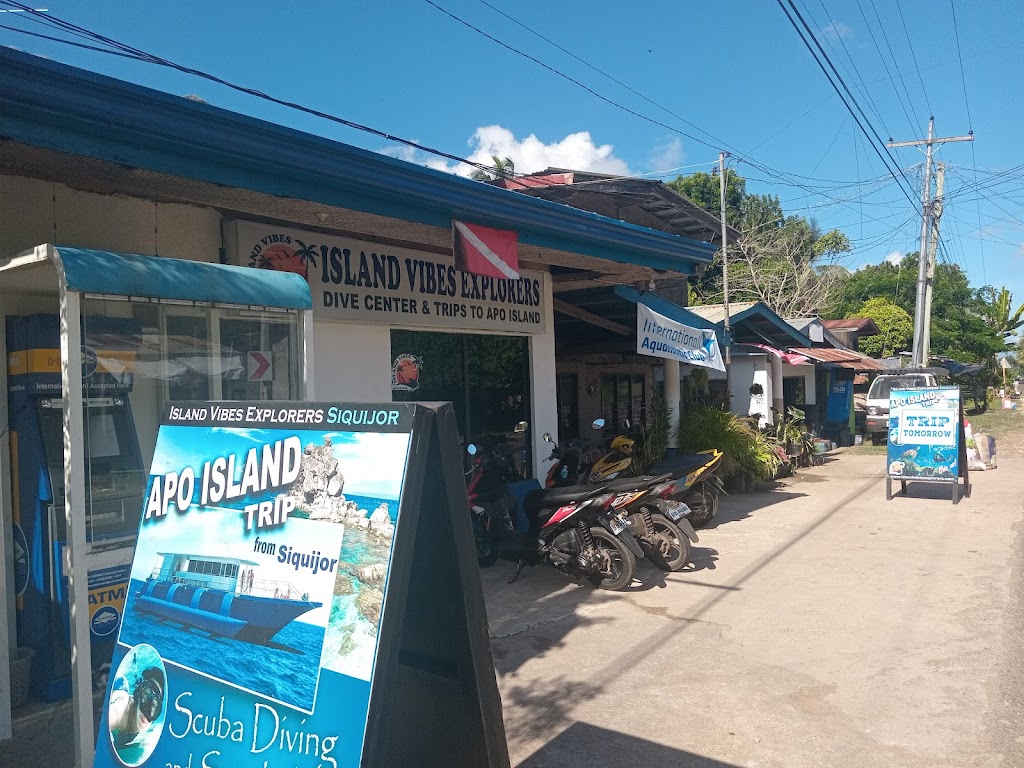 Island Vibes Explorers Diving Center