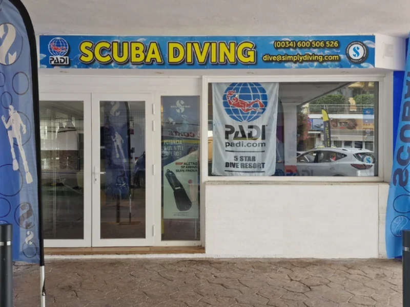 Simply Diving