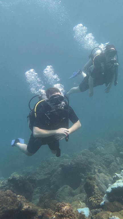 Hiri Divers Dive Resort
