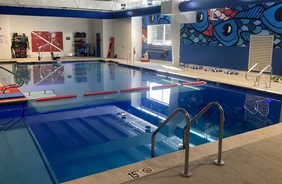 Lynnhaven Dive Center & Ldc Swim School