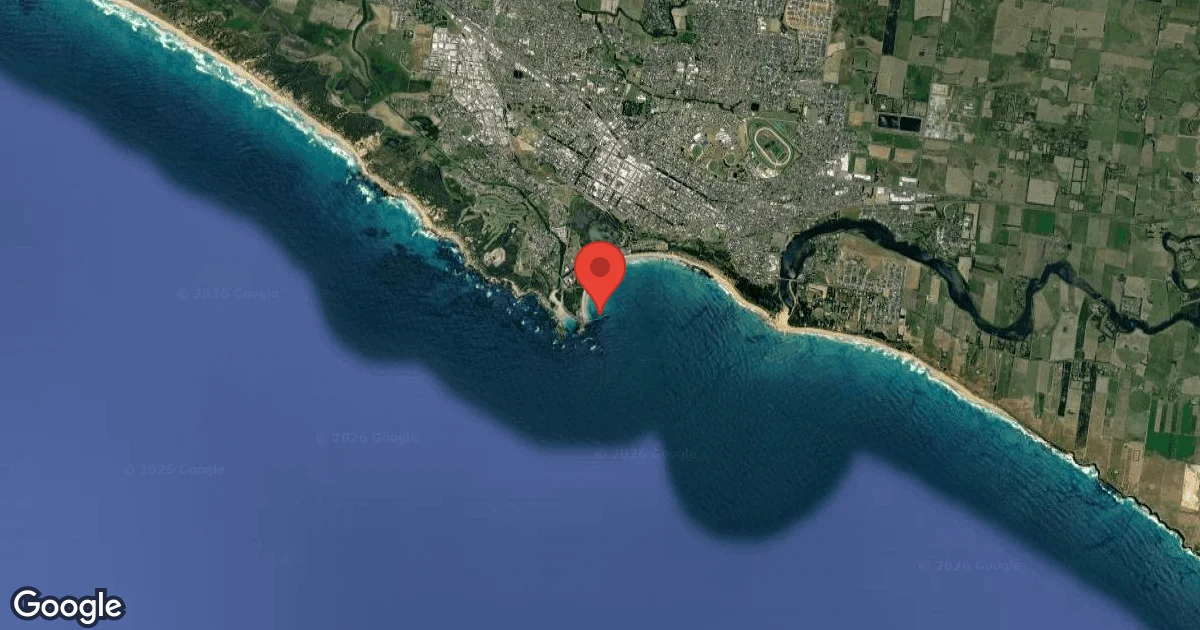 Warrnambool Breakwater, Inside