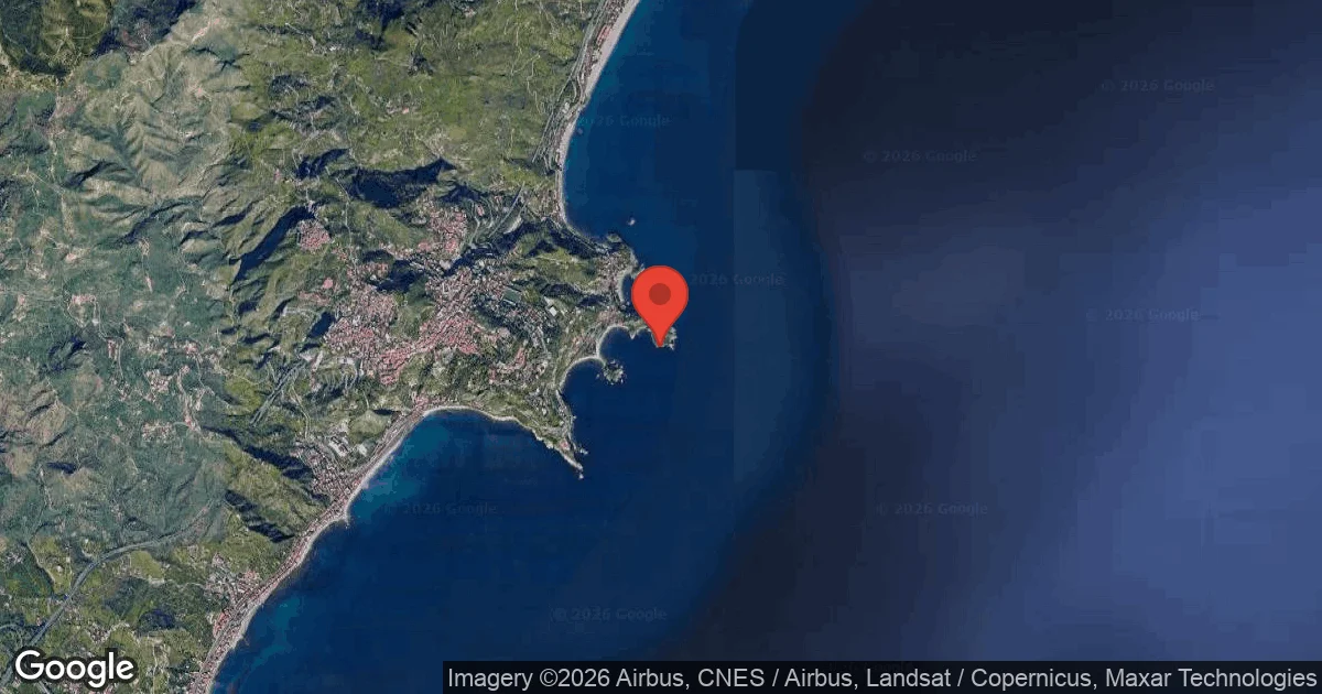 Dive site - Blue Cave Bay, Italy